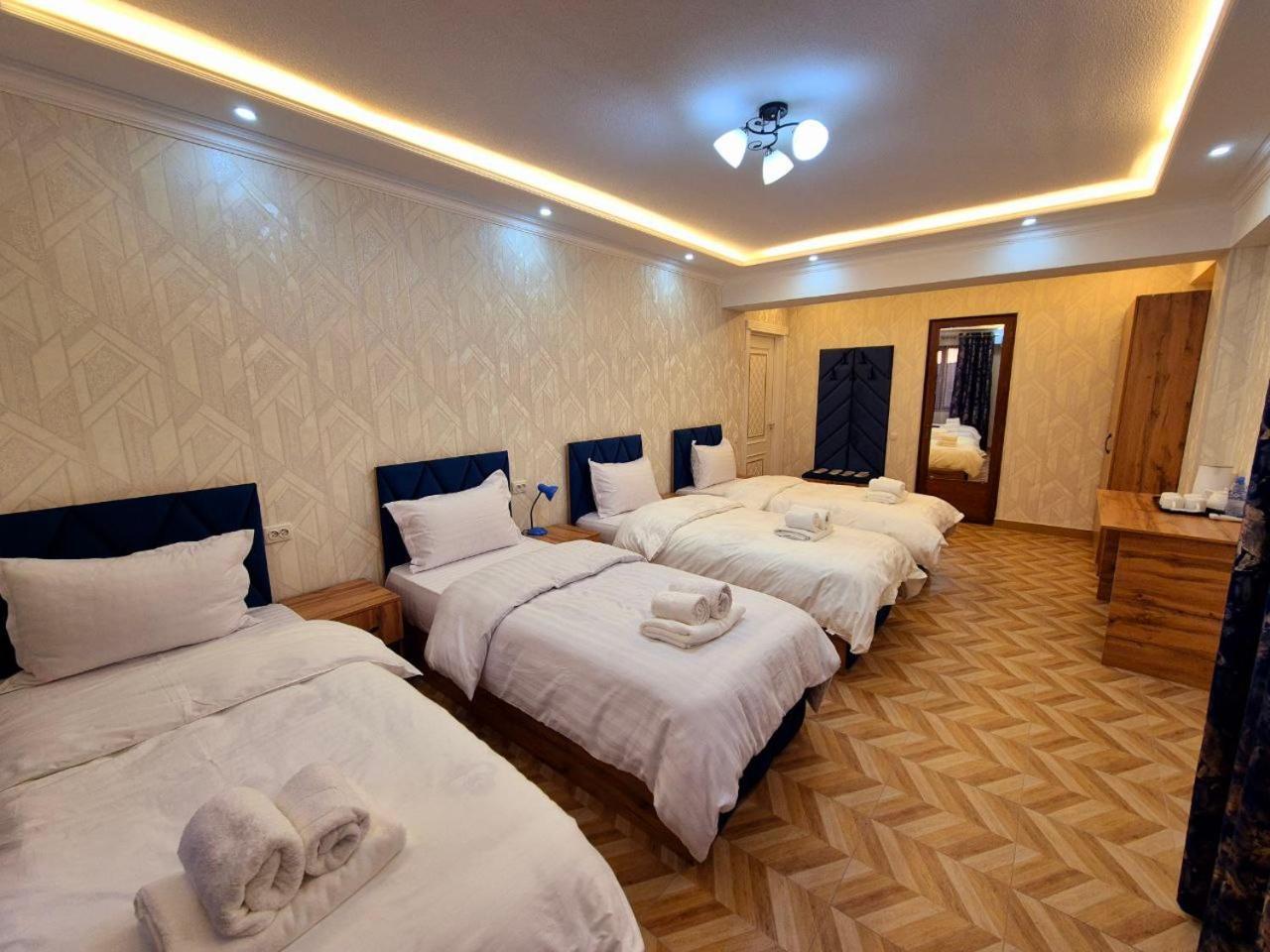 Samarkand Imron Hotel Eksteriør billede