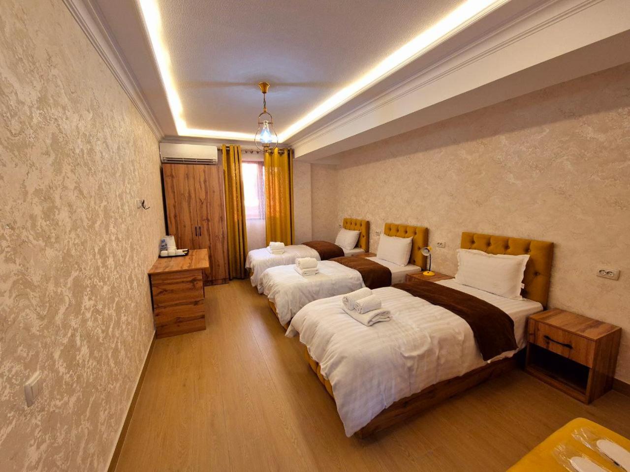 Samarkand Imron Hotel Eksteriør billede