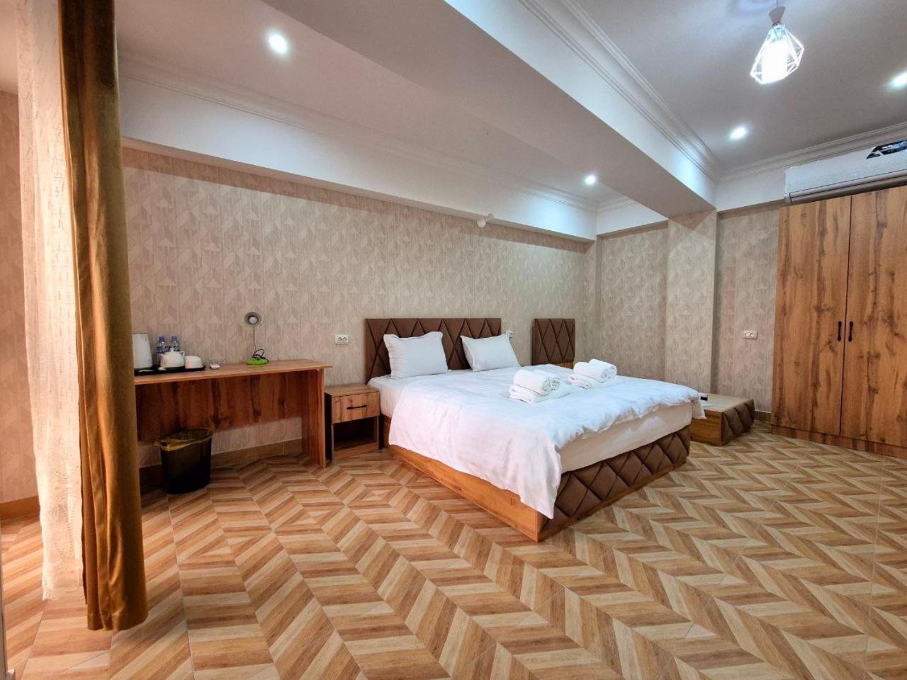 Samarkand Imron Hotel Eksteriør billede