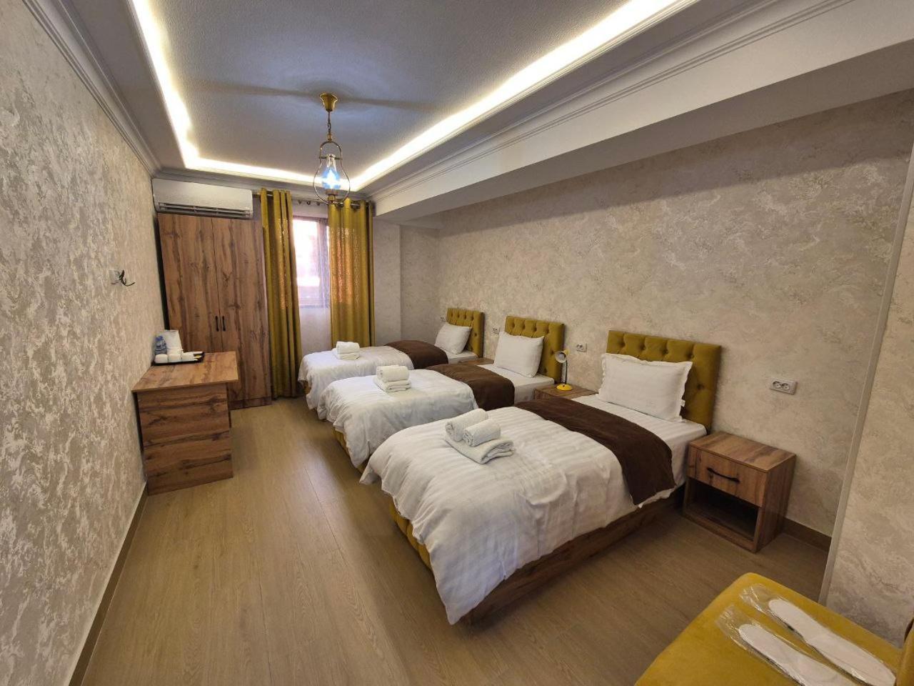 Samarkand Imron Hotel Eksteriør billede