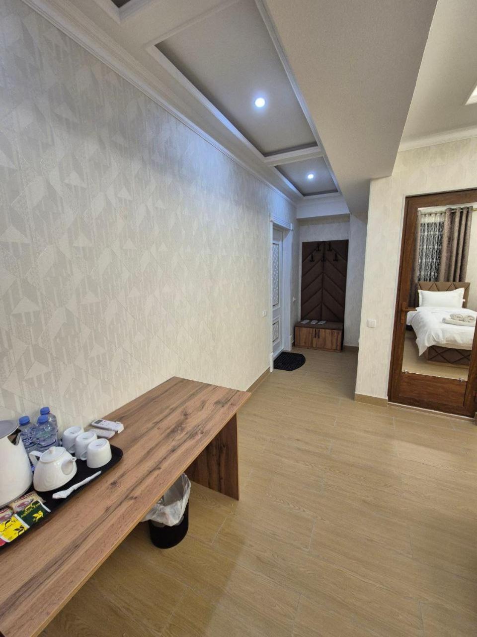 Samarkand Imron Hotel Eksteriør billede