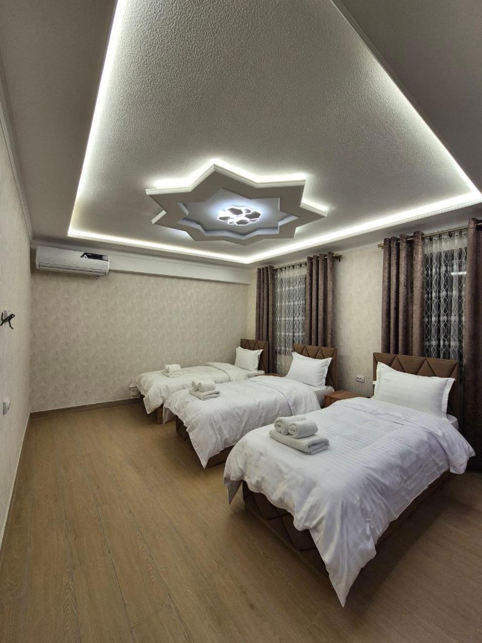 Samarkand Imron Hotel Eksteriør billede