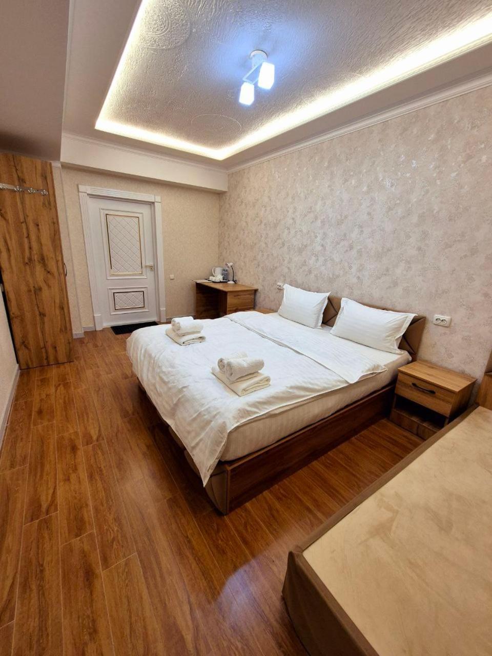 Samarkand Imron Hotel Eksteriør billede