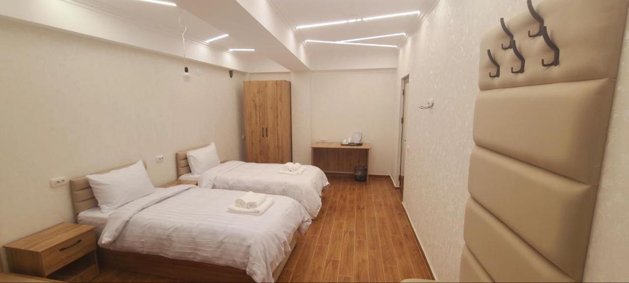 Samarkand Imron Hotel Eksteriør billede