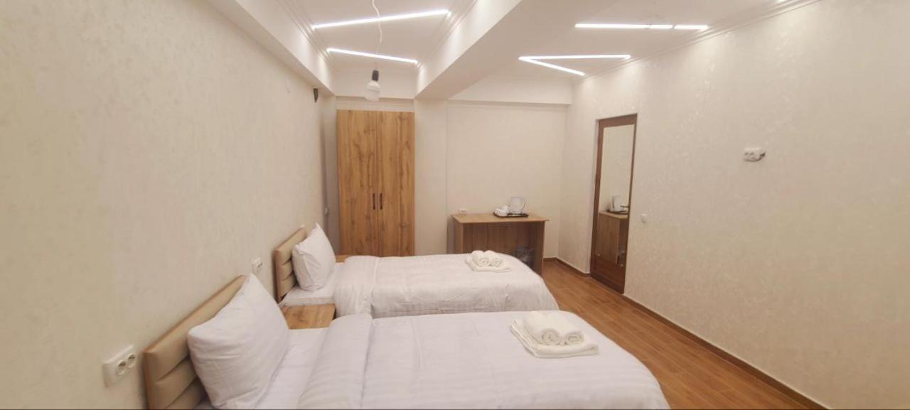 Samarkand Imron Hotel Eksteriør billede